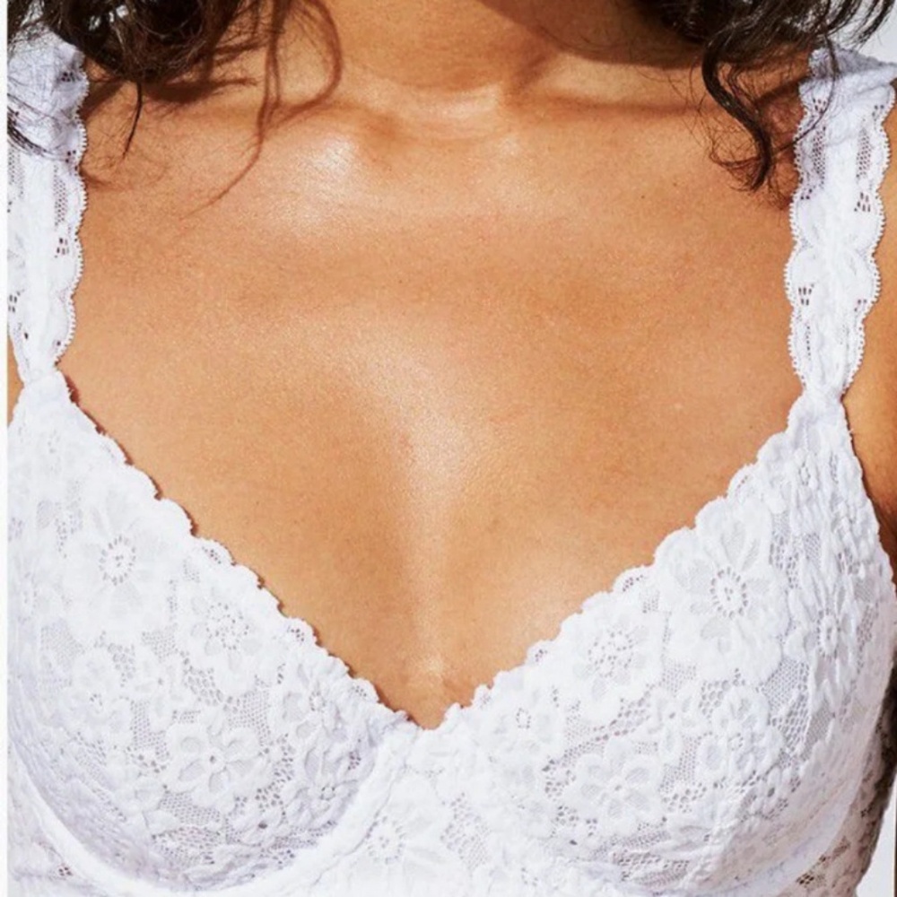 Arie underwire demi bra.